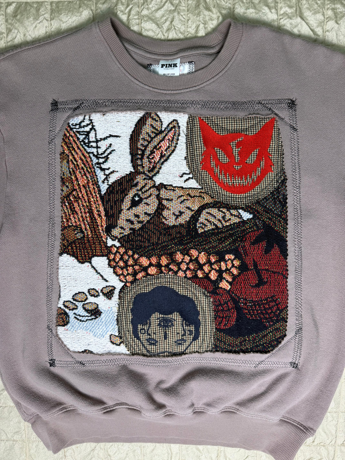 RABBIT QUILT CREWNECK-WOMENS XS