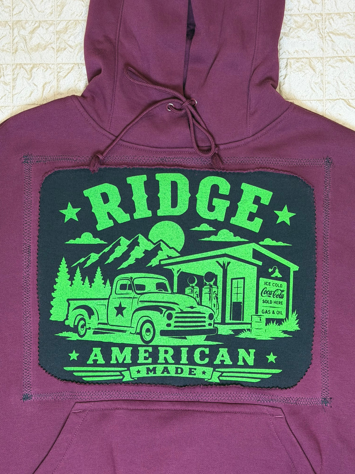 AMERICAN RIDGE HOODIE-LARGE