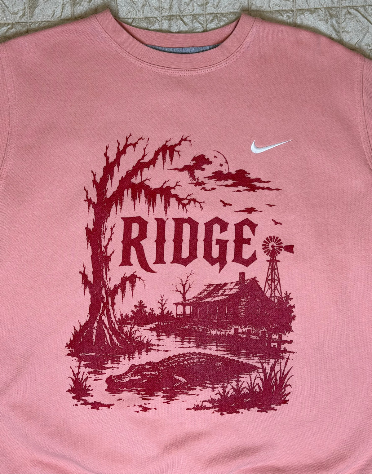RIDGE 8 WHEELS CREWNECK-LARGE