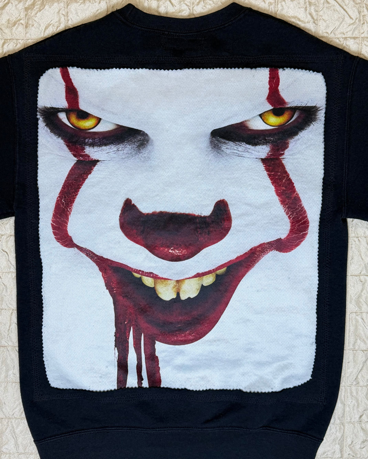 THROWBACK CREWNECK-MEDIUM