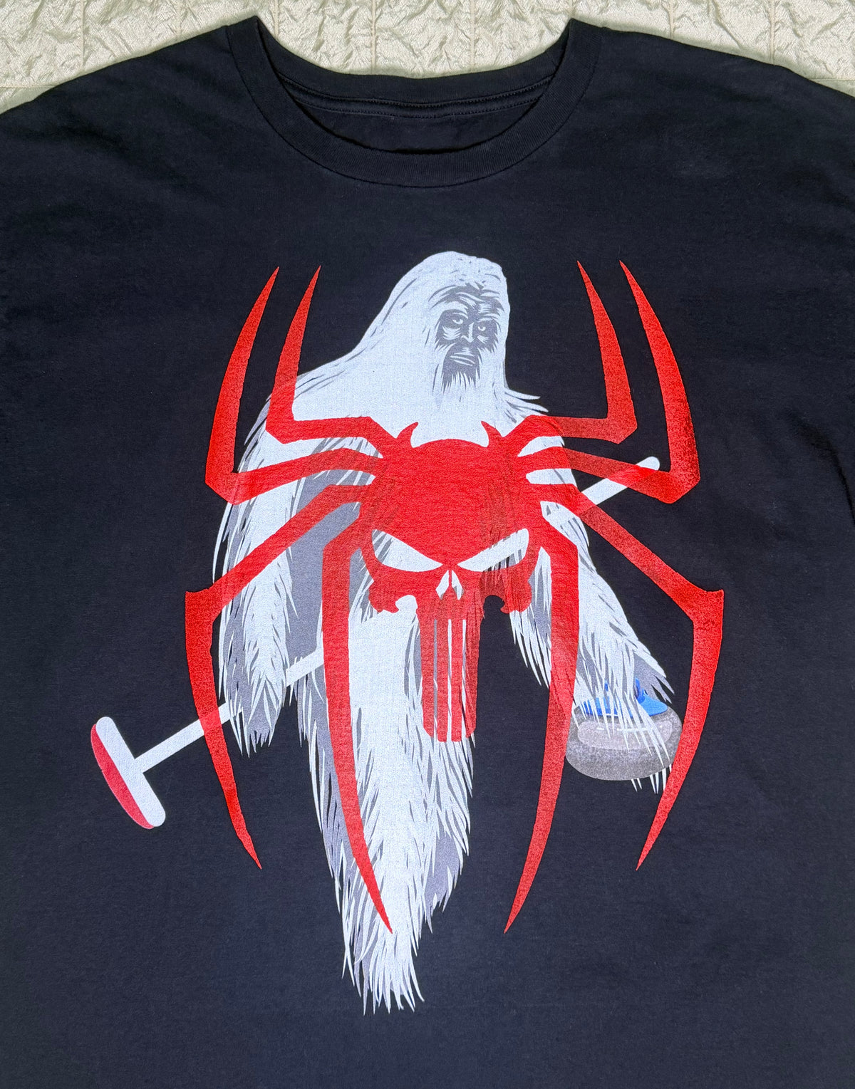 YETI TEE-2XL