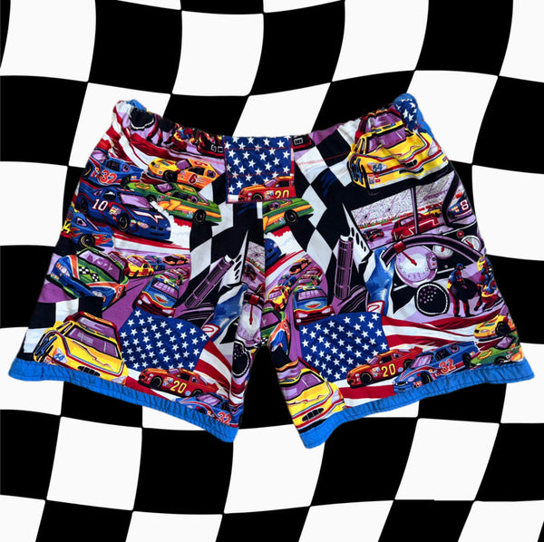 SPEED RACER SET - HOODIE-LARGE

SHORTS-MEDIUM
